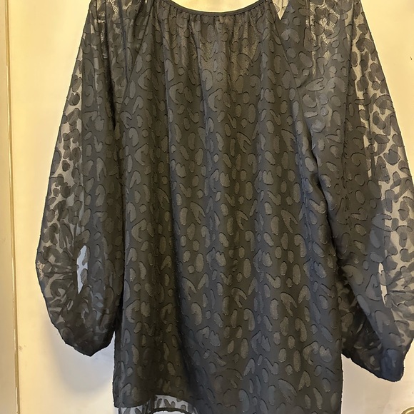 White House Black Market black blouse sheer 3/4  sleeves. Lined  NWT - Picture 7 of 8